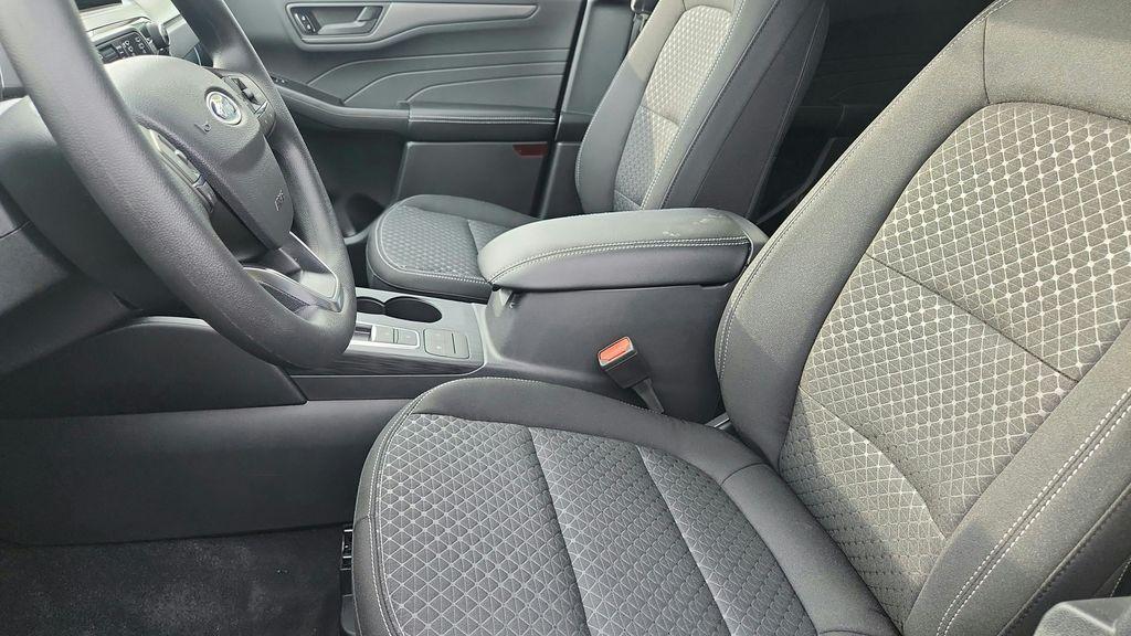 new 2026 Ford Escape car, priced at $25,076