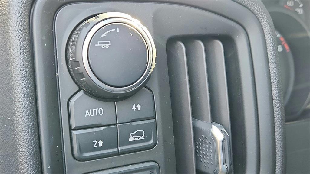 used 2025 Chevrolet Silverado 1500 car, priced at $39,988