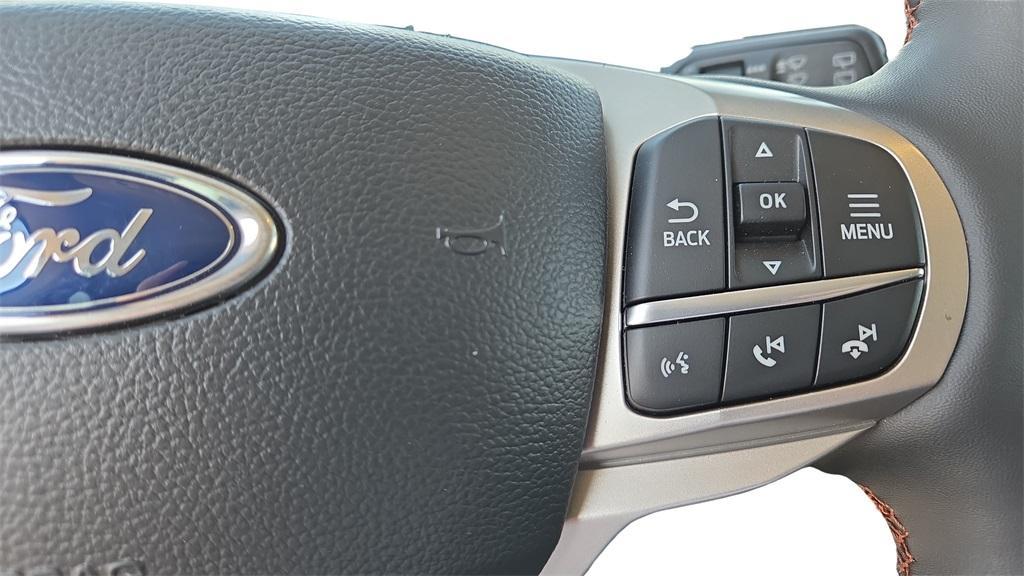 new 2025 Ford Explorer car, priced at $34,334