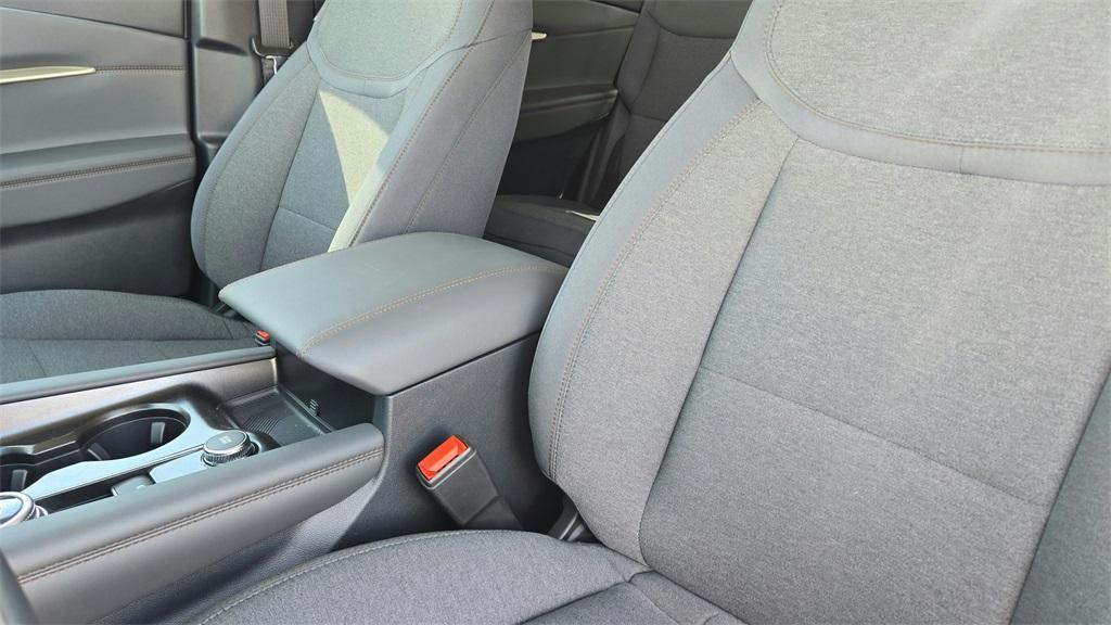 new 2025 Ford Explorer car, priced at $34,334