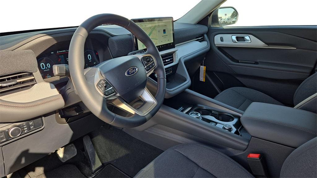 new 2025 Ford Explorer car, priced at $34,334