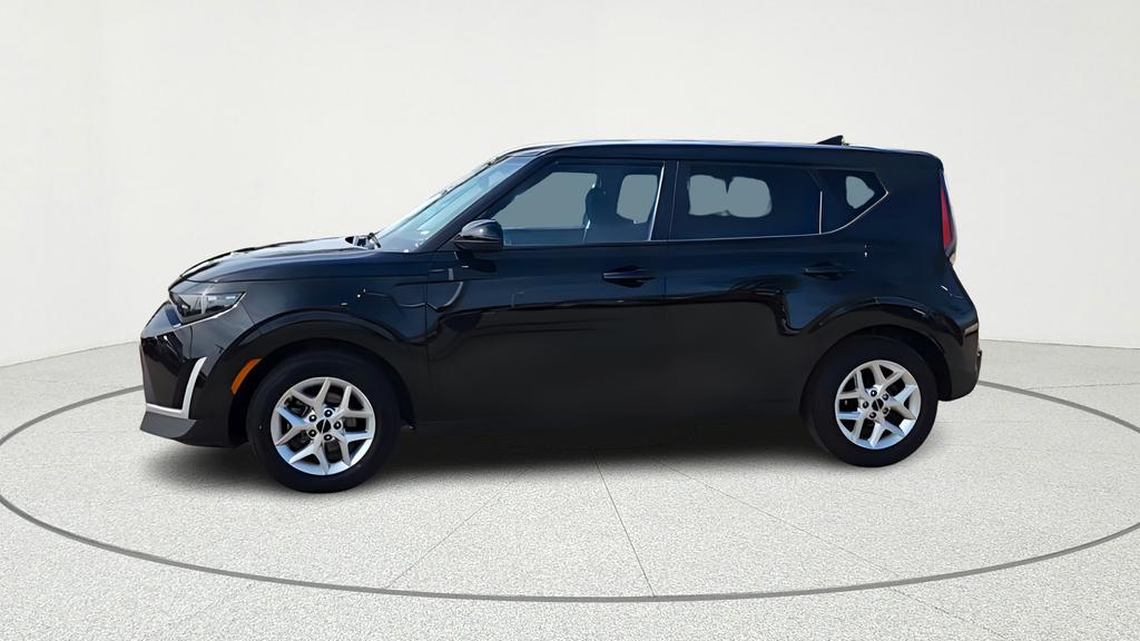 used 2024 Kia Soul car, priced at $14,996