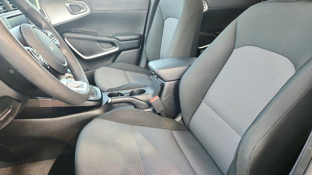 used 2024 Kia Soul car, priced at $14,996