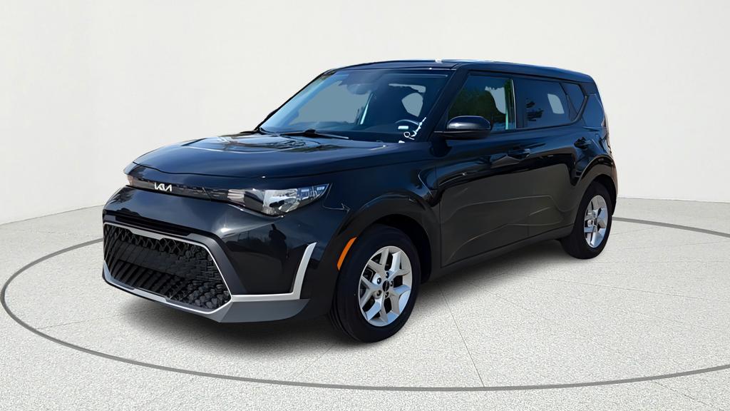 used 2024 Kia Soul car, priced at $14,996