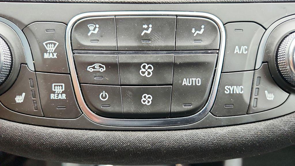 used 2025 Chevrolet Malibu car, priced at $18,825