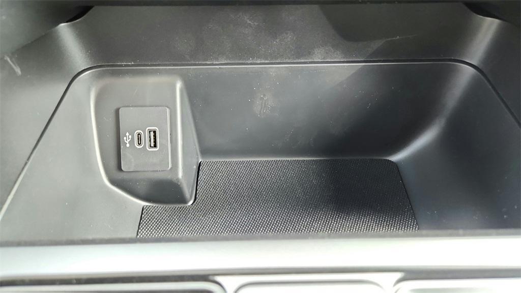 new 2025 Ford F-150 car, priced at $43,064