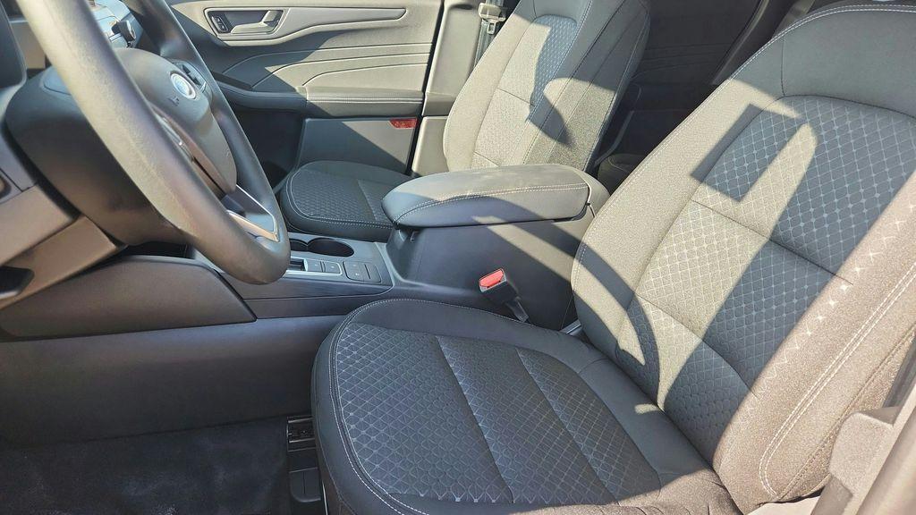 new 2026 Ford Escape car, priced at $25,536