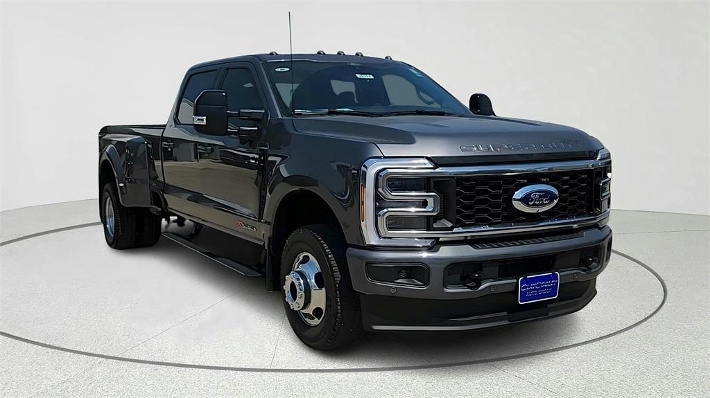 new 2025 Ford F-350 car, priced at $95,670