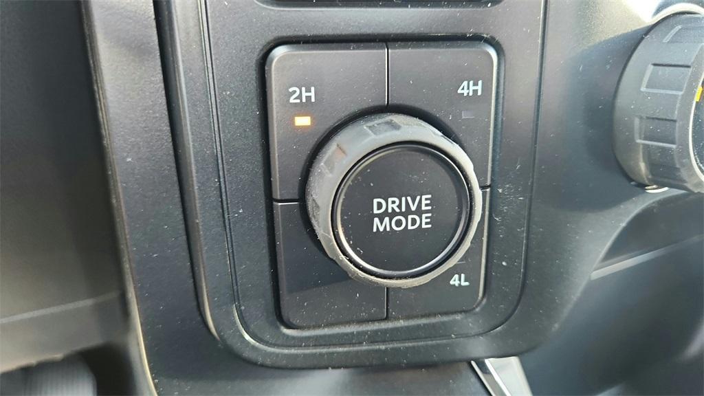 new 2025 Ford F-150 car, priced at $40,714