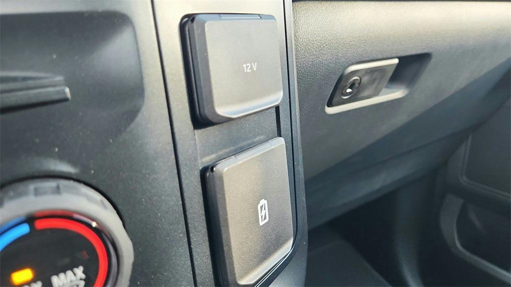 new 2025 Ford F-150 car, priced at $40,714