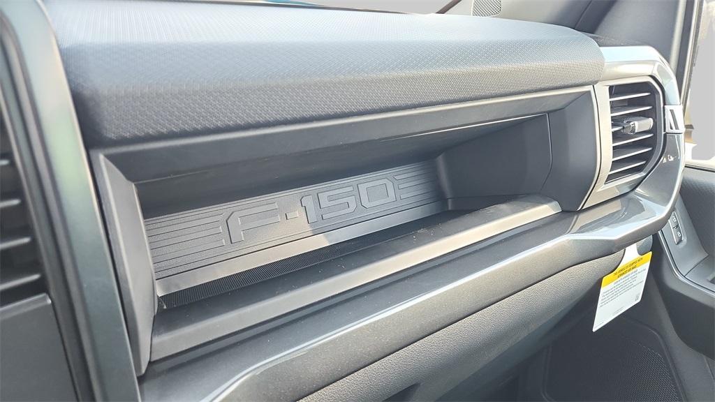 new 2025 Ford F-150 car, priced at $40,714