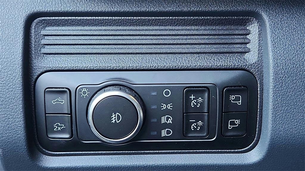 new 2025 Ford F-250 car, priced at $77,038