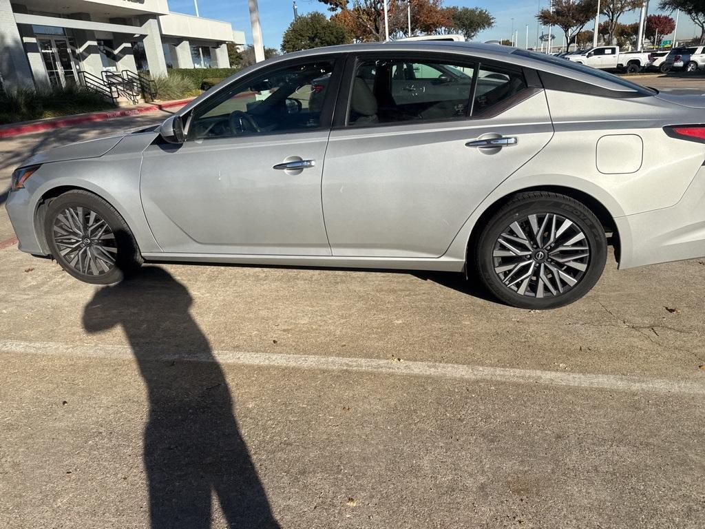 used 2023 Nissan Altima car, priced at $18,984