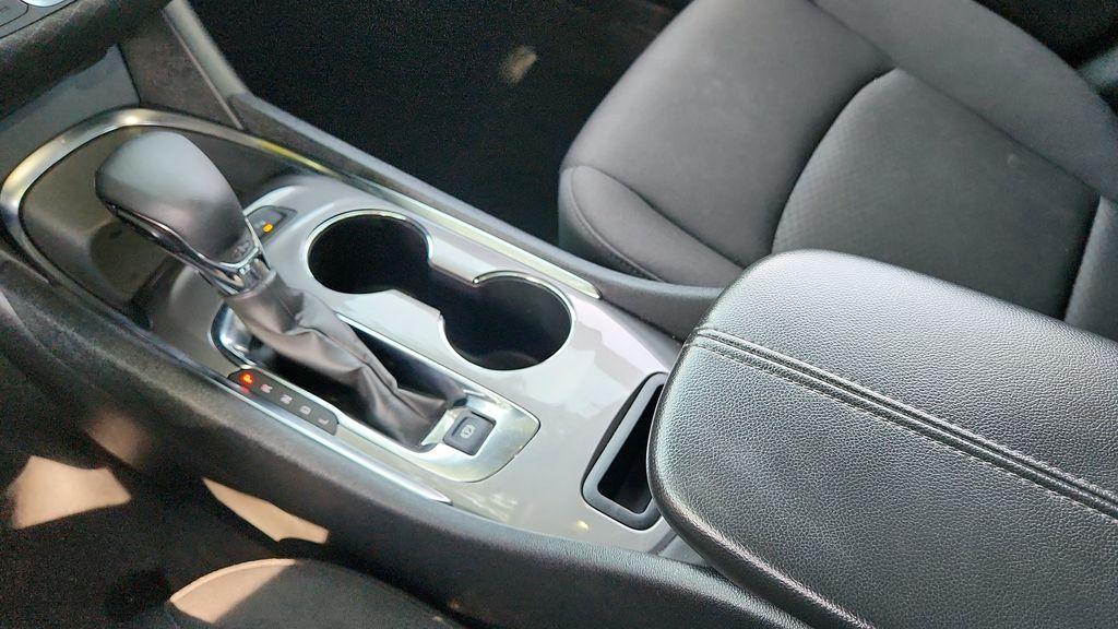 used 2024 Chevrolet Malibu car, priced at $18,925