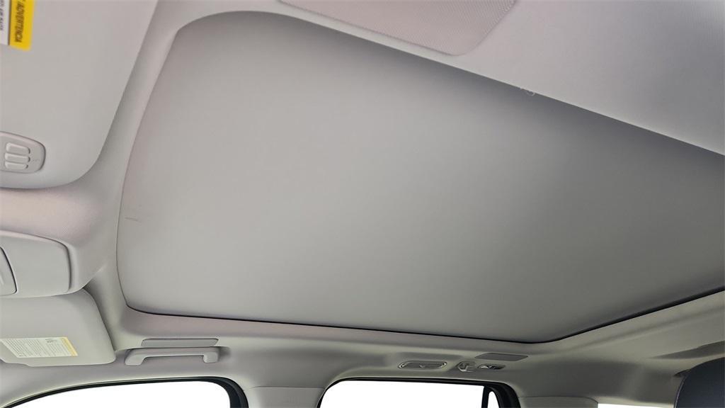 new 2025 Ford Expedition car, priced at $71,871