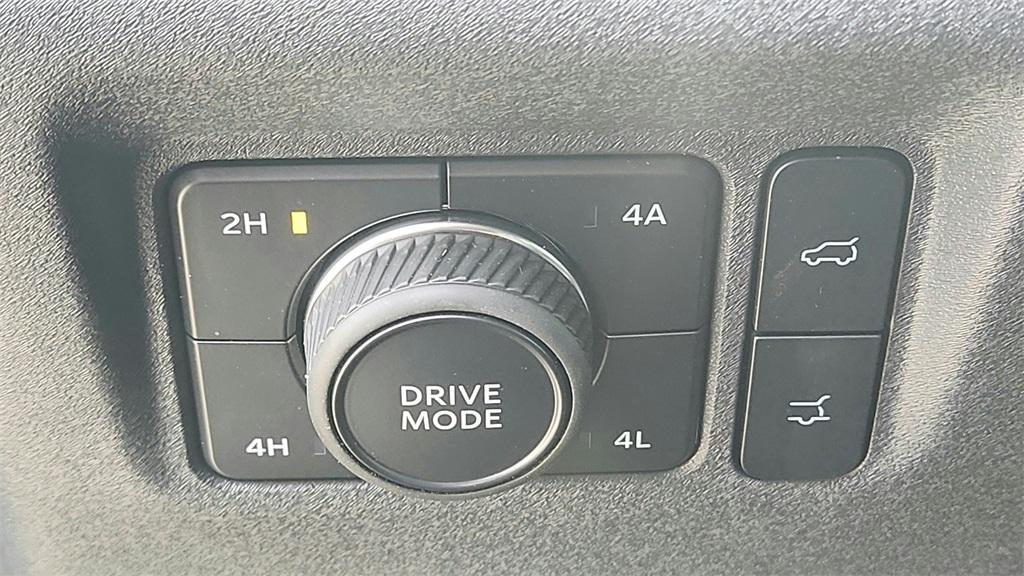 new 2025 Ford Expedition car, priced at $71,871