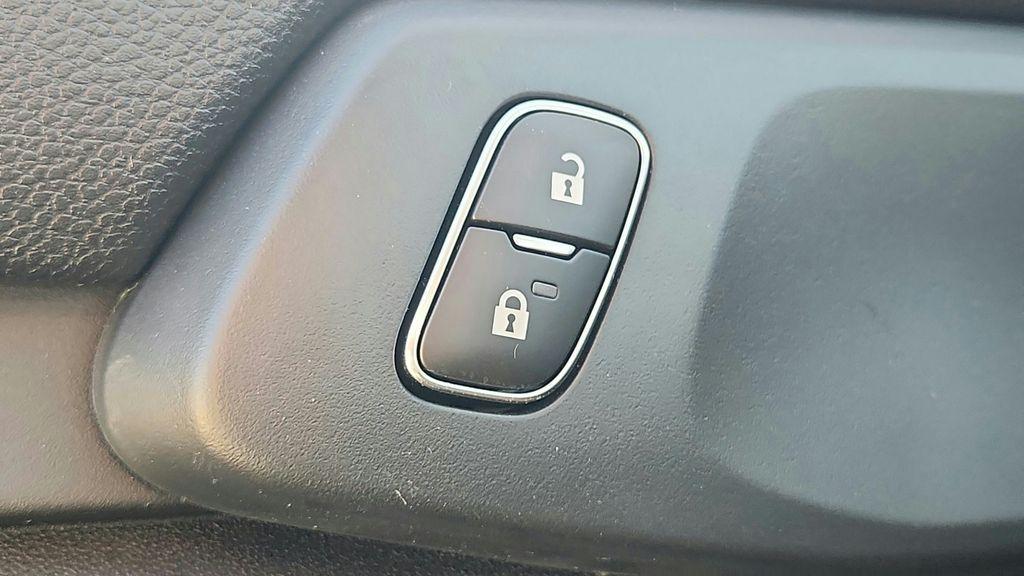 new 2025 Ford Ranger car, priced at $29,379