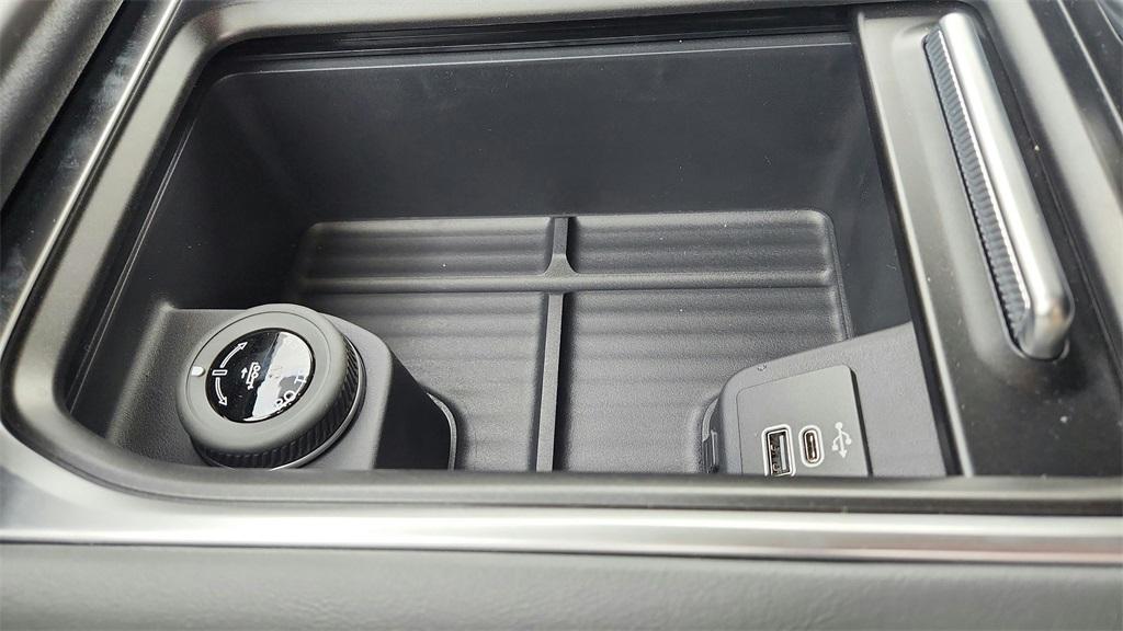 new 2026 Ford Expedition Max car, priced at $65,862