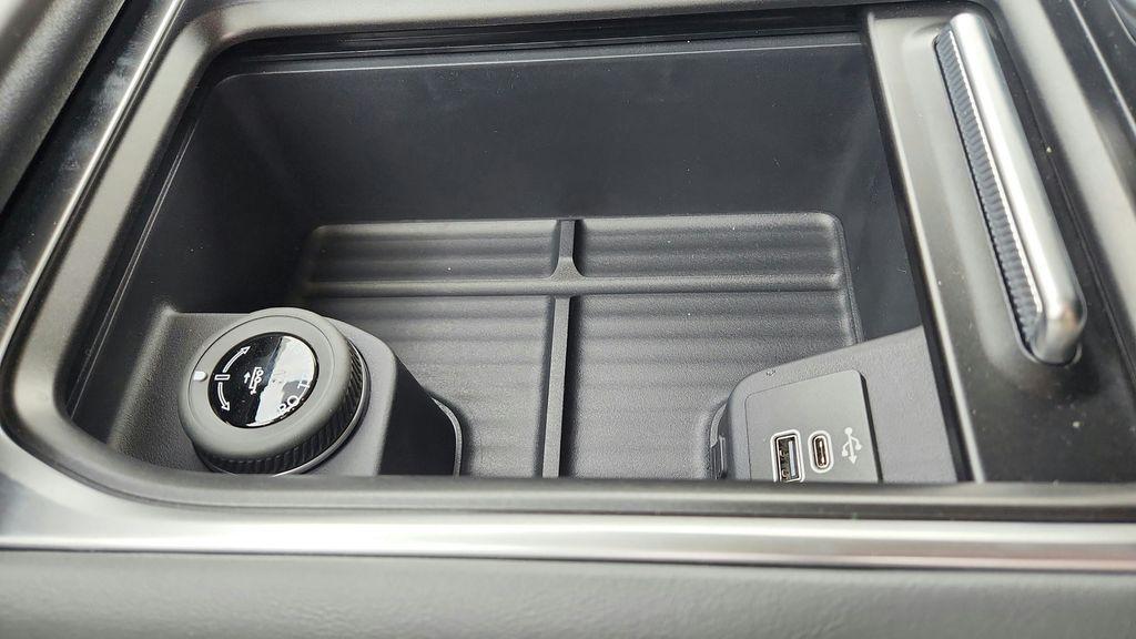 new 2026 Ford Expedition Max car, priced at $65,599