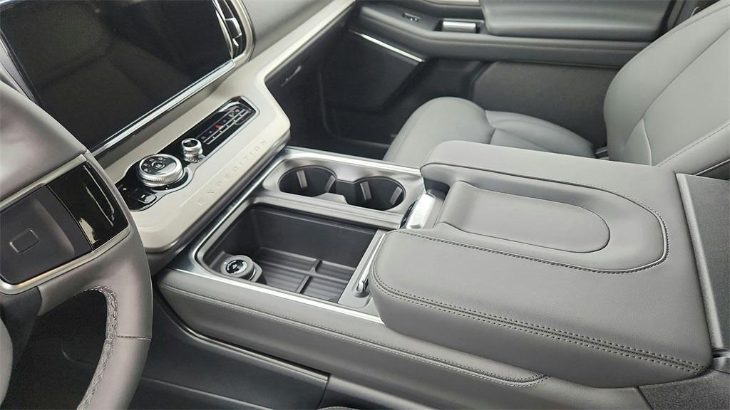 new 2026 Ford Expedition Max car, priced at $65,862