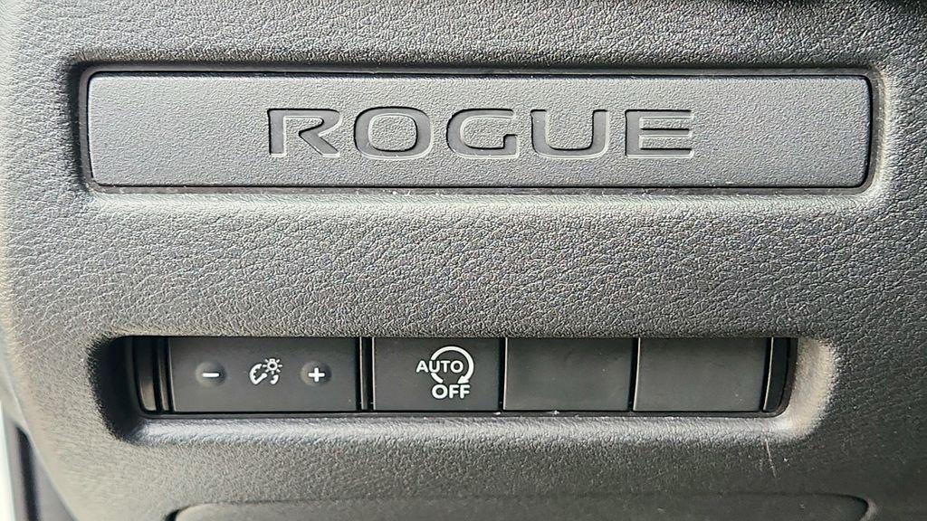 used 2023 Nissan Rogue car, priced at $18,925