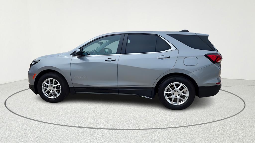 used 2024 Chevrolet Equinox car, priced at $19,552