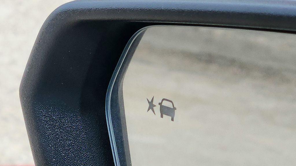 used 2024 Chevrolet Equinox car, priced at $19,552