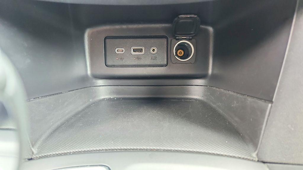 used 2024 Chevrolet Equinox car, priced at $19,552