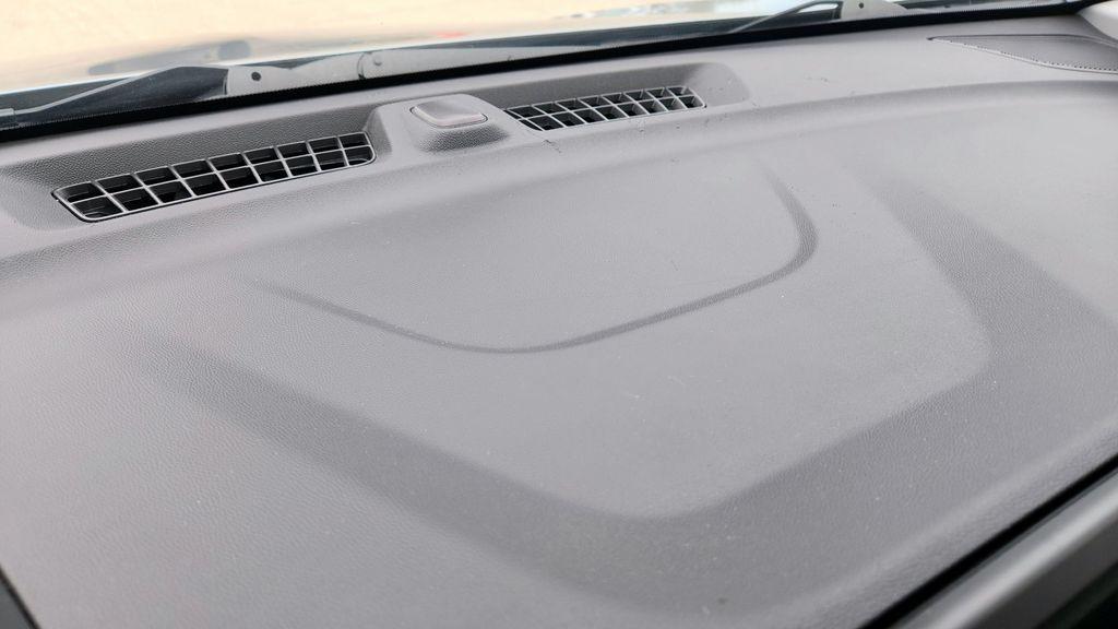 used 2024 Chevrolet Equinox car, priced at $19,552