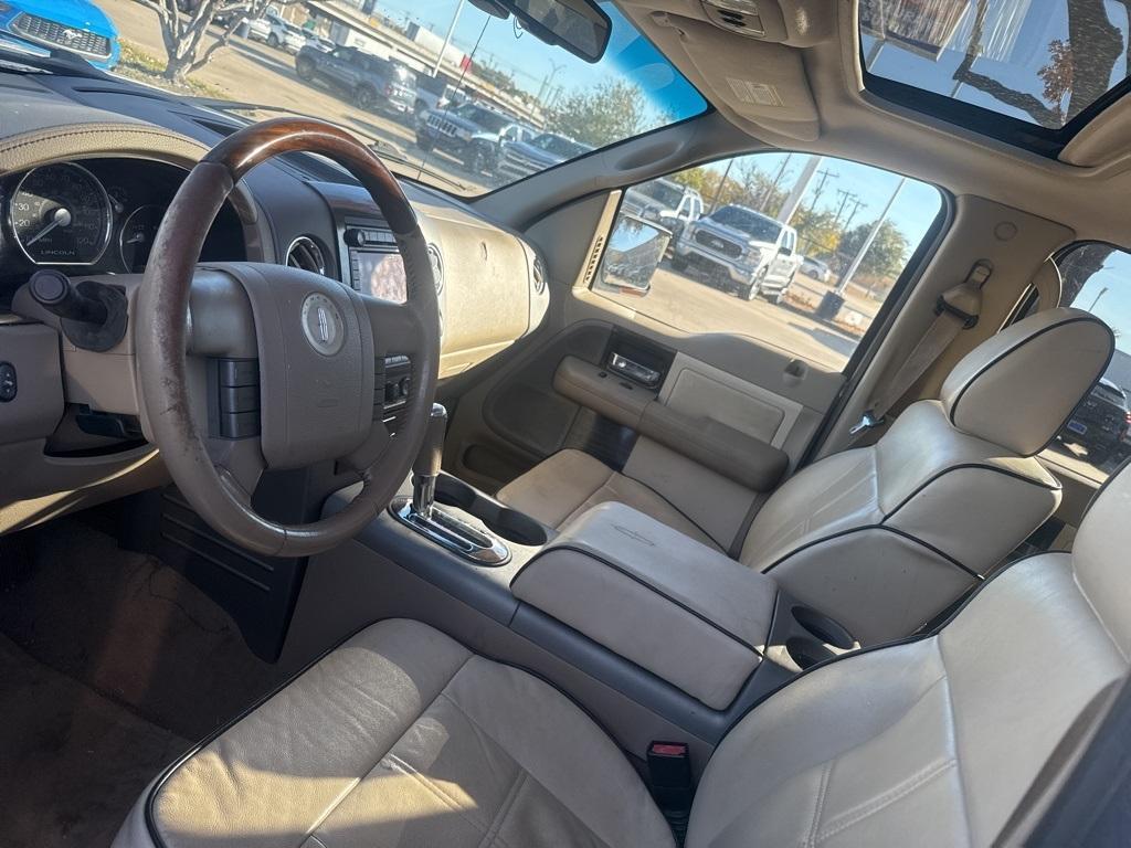 used 2007 Lincoln Mark LT car, priced at $7,800