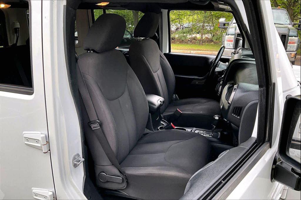 used 2016 Jeep Wrangler Unlimited car, priced at $17,672