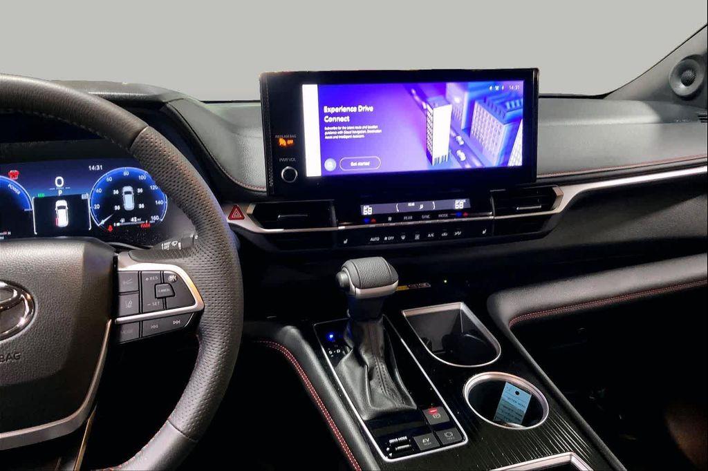 used 2025 Toyota Sienna car, priced at $51,092