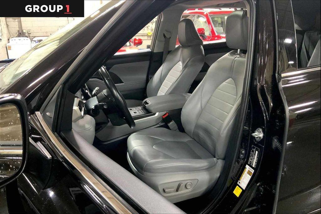 used 2021 Toyota Highlander car, priced at $34,377