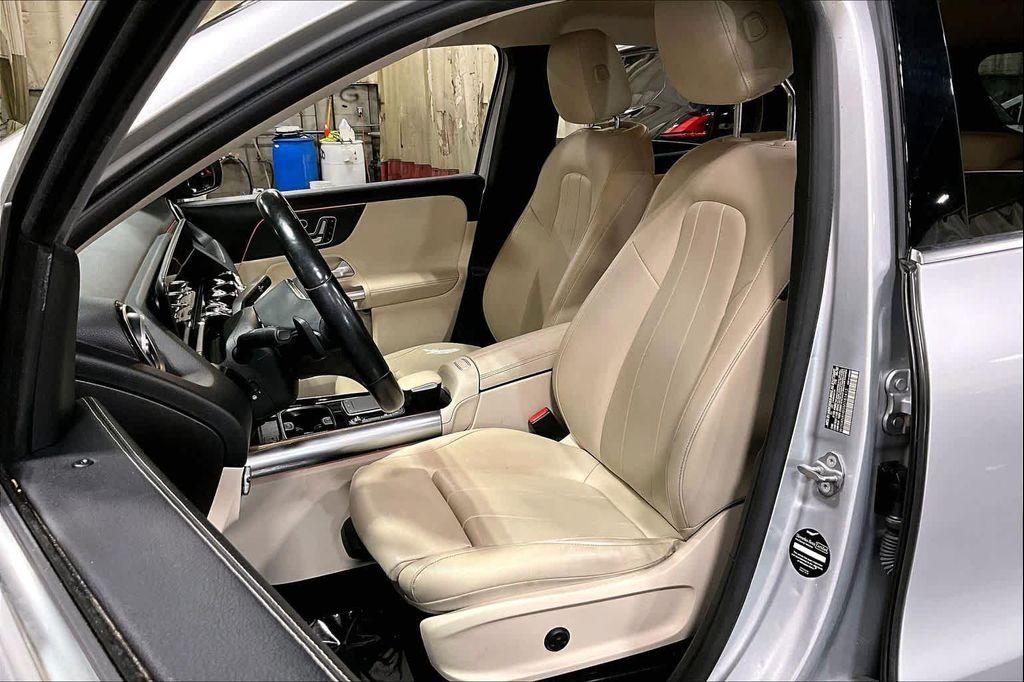 used 2021 Mercedes-Benz GLA 250 car, priced at $21,877