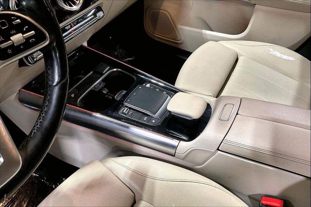 used 2021 Mercedes-Benz GLA 250 car, priced at $21,877