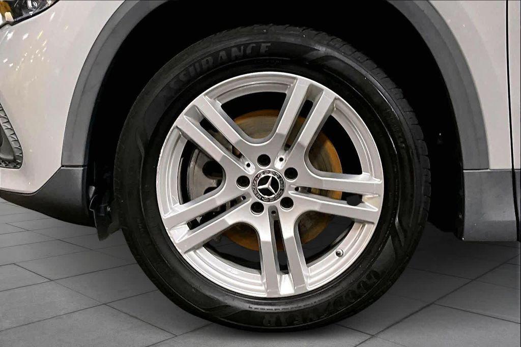 used 2021 Mercedes-Benz GLA 250 car, priced at $21,877