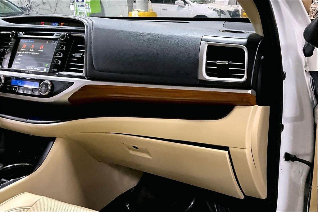 used 2017 Toyota Highlander car, priced at $23,997