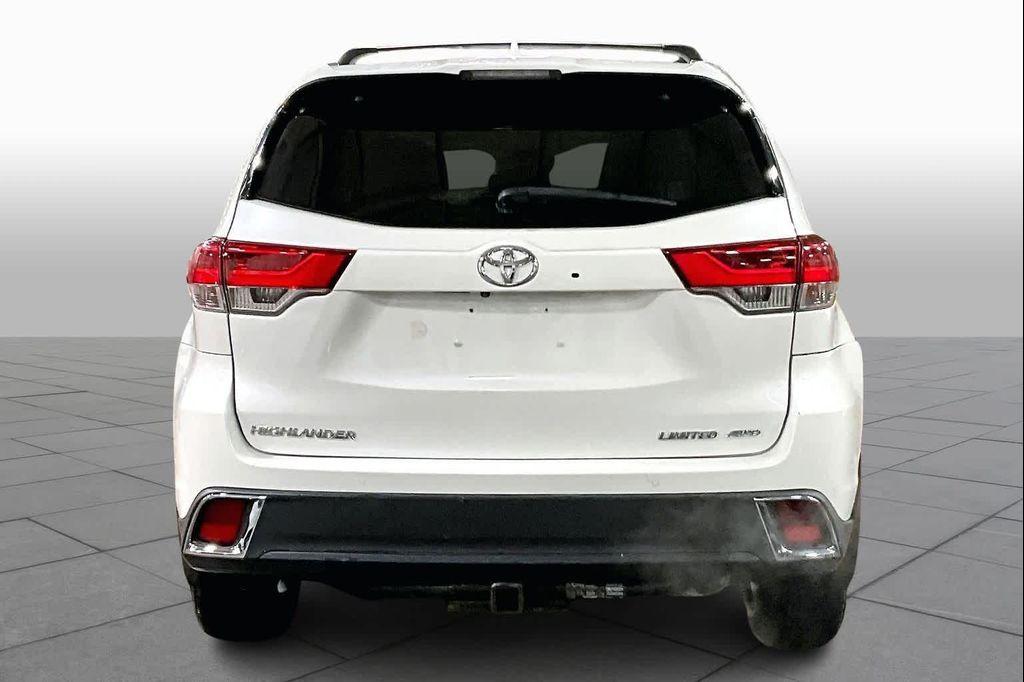 used 2017 Toyota Highlander car, priced at $23,997