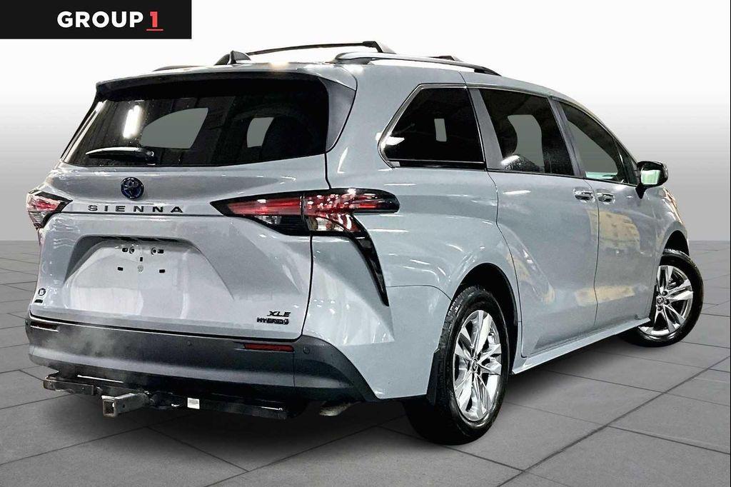 used 2022 Toyota Sienna car, priced at $44,910