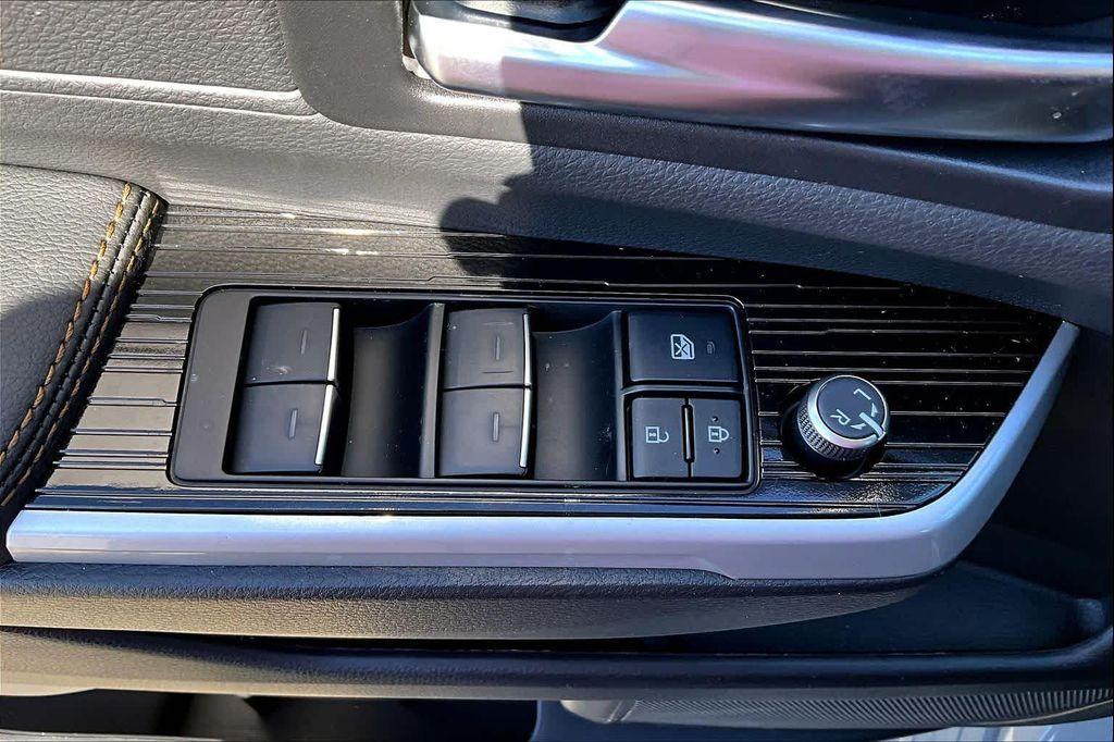 new 2026 Toyota Sienna car, priced at $52,695