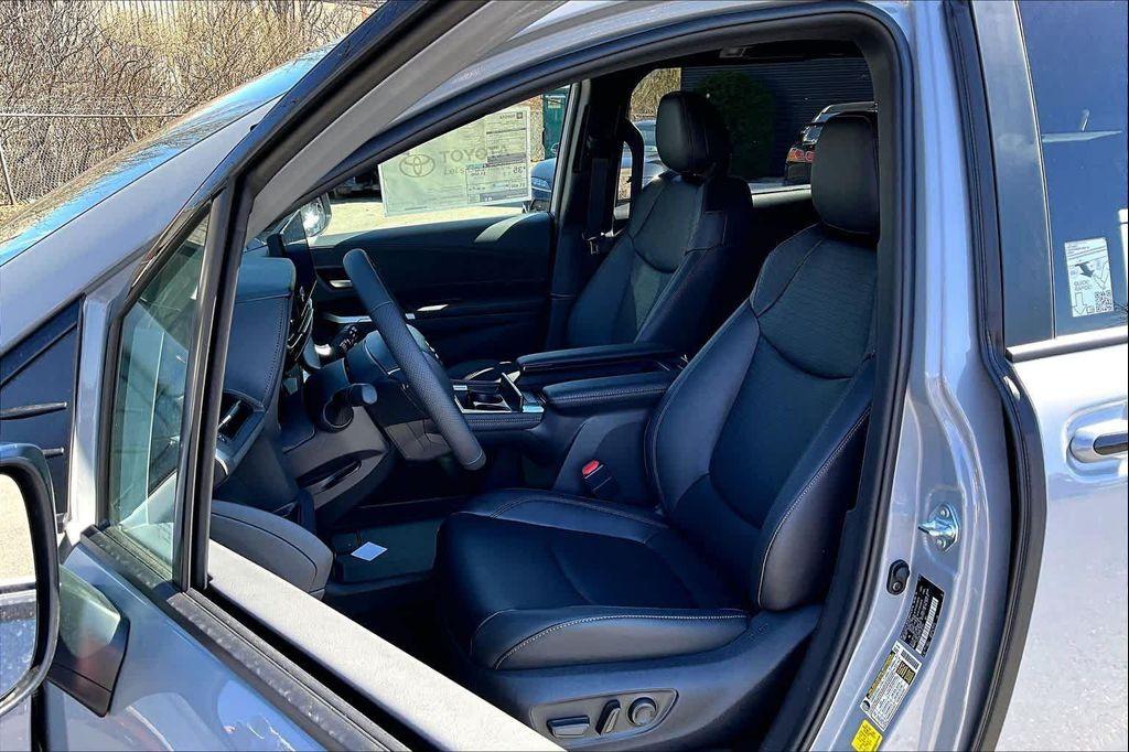 new 2026 Toyota Sienna car, priced at $52,695