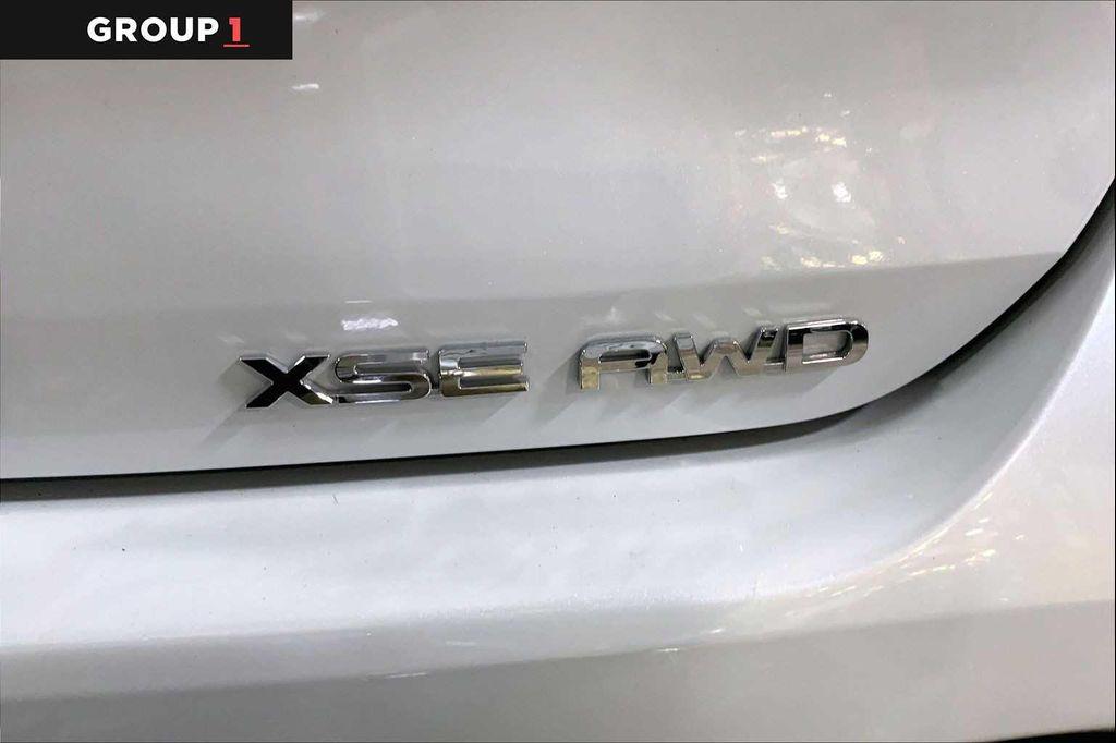 used 2025 Toyota Highlander car, priced at $49,997