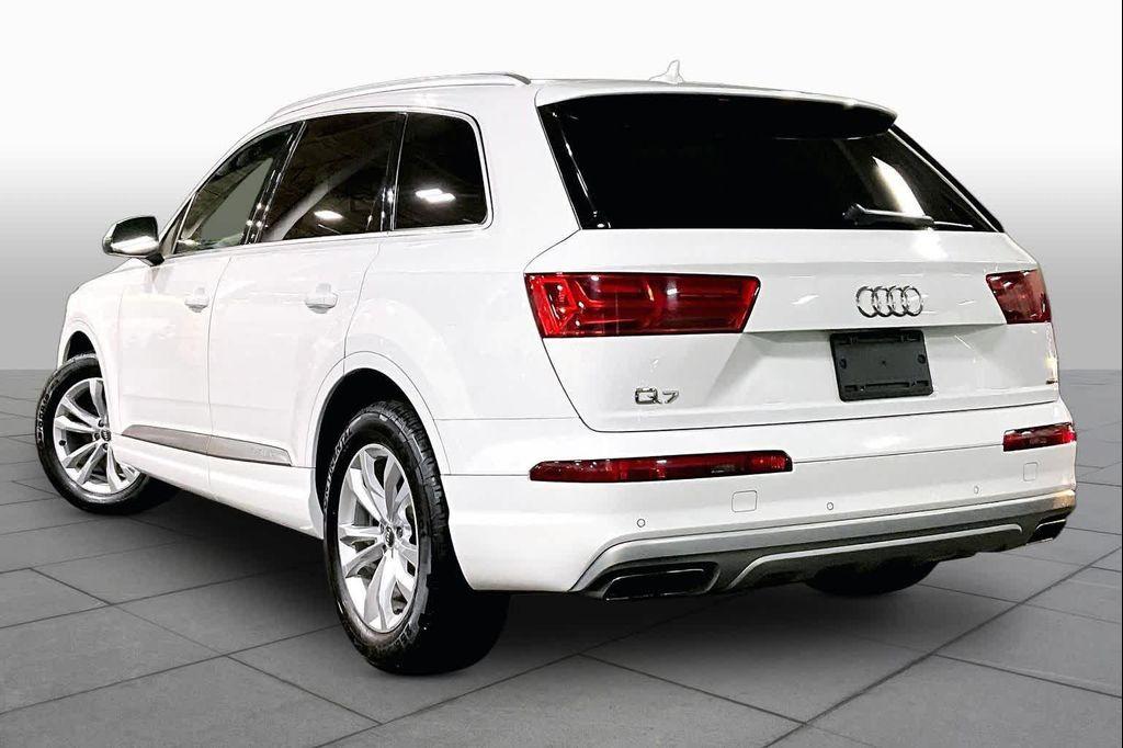 used 2019 Audi Q7 car, priced at $19,587