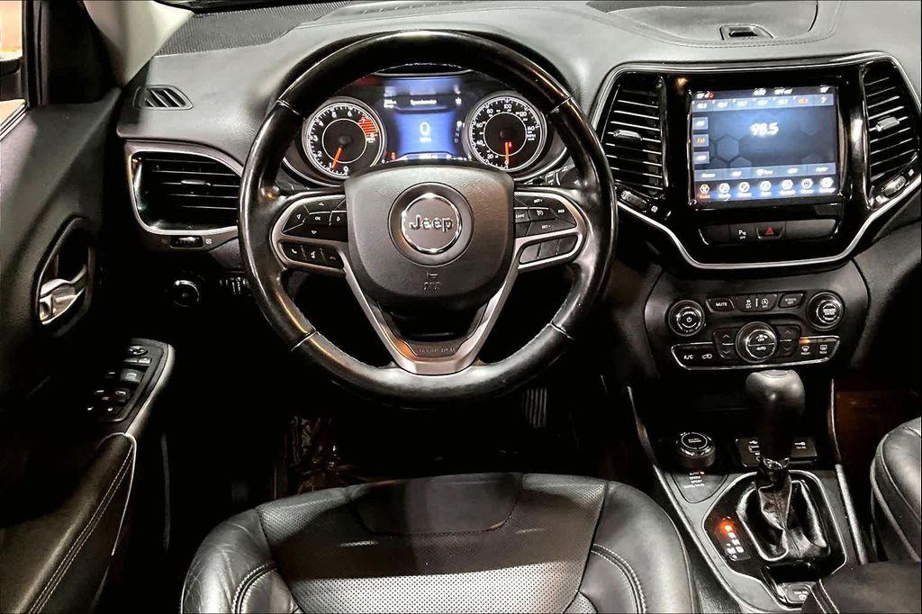 used 2020 Jeep Cherokee car, priced at $19,147