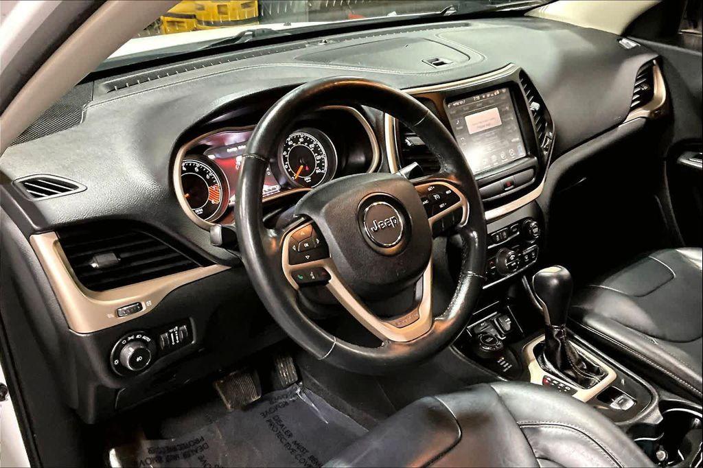 used 2015 Jeep Cherokee car, priced at $12,637