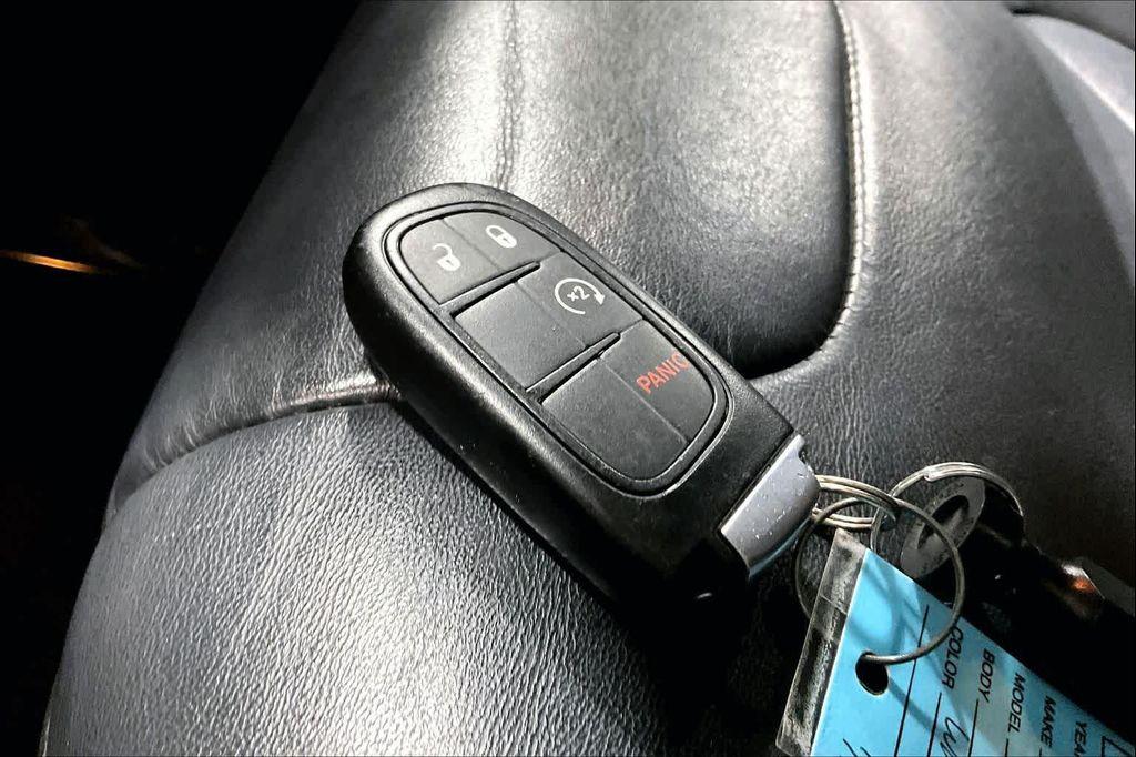 used 2015 Jeep Cherokee car, priced at $12,637