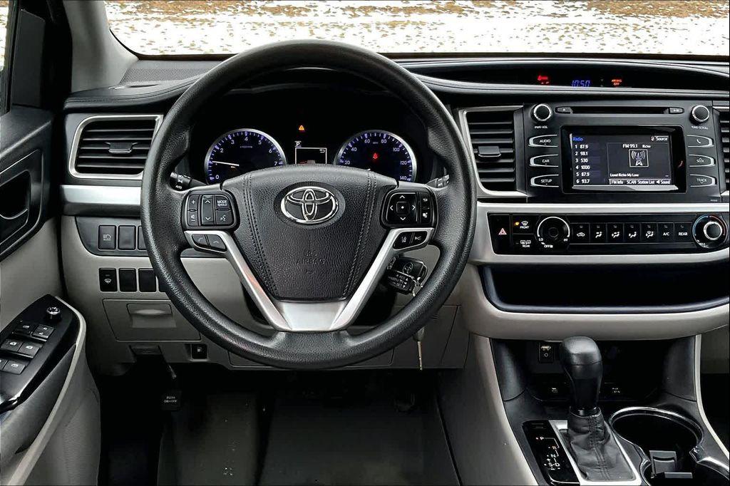 used 2018 Toyota Highlander car, priced at $19,447