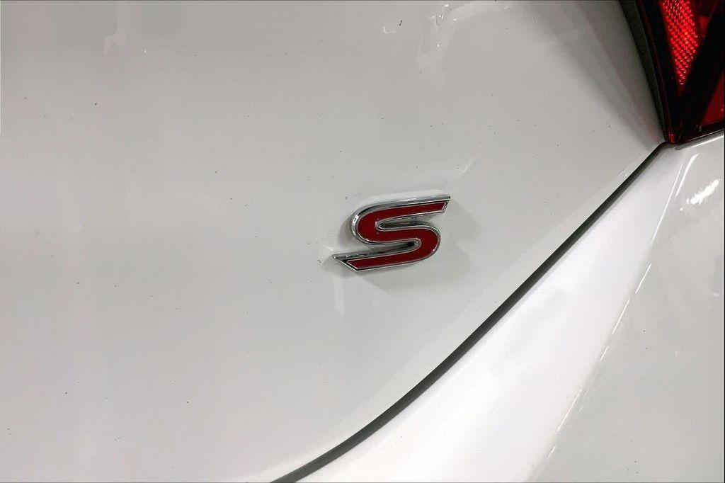 used 2016 Toyota Corolla car, priced at $11,091