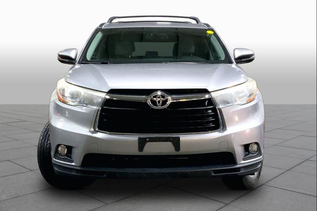 used 2015 Toyota Highlander car, priced at $21,492
