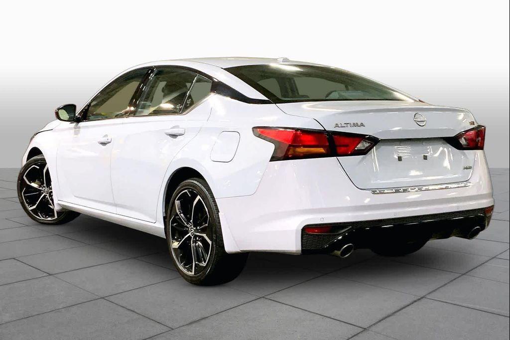 used 2023 Nissan Altima car, priced at $22,967
